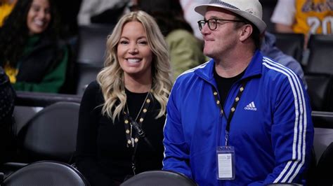 who did jeanie buss marry|Los Angeles Lakers President Jeanie Buss Engaged to .